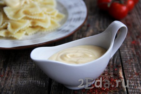Соус из молока и сыра для макарон