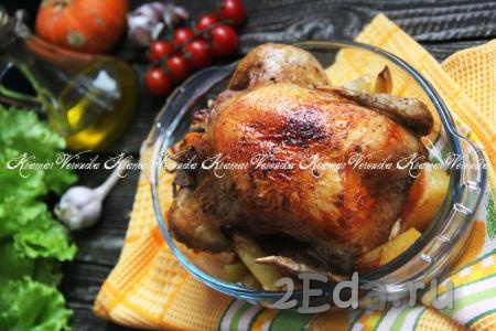 Курица, фаршированная картошкой в духовке