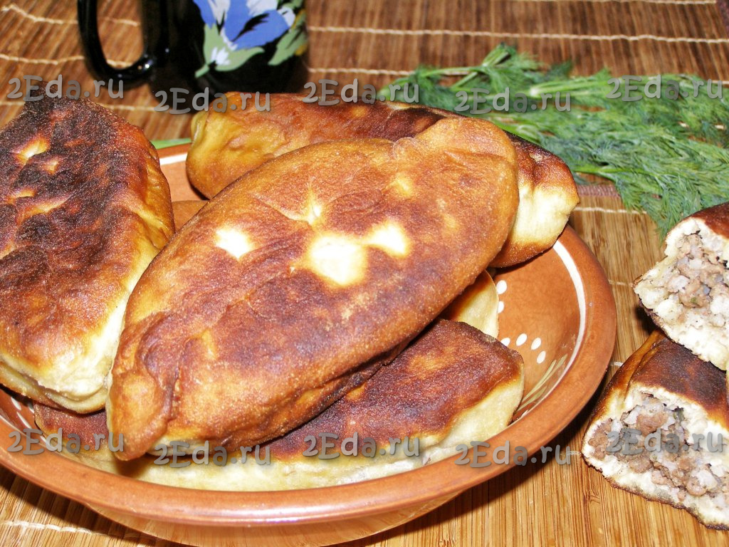 Жареные пирожки с мясом и рисом — рецепт с фото пошагово
