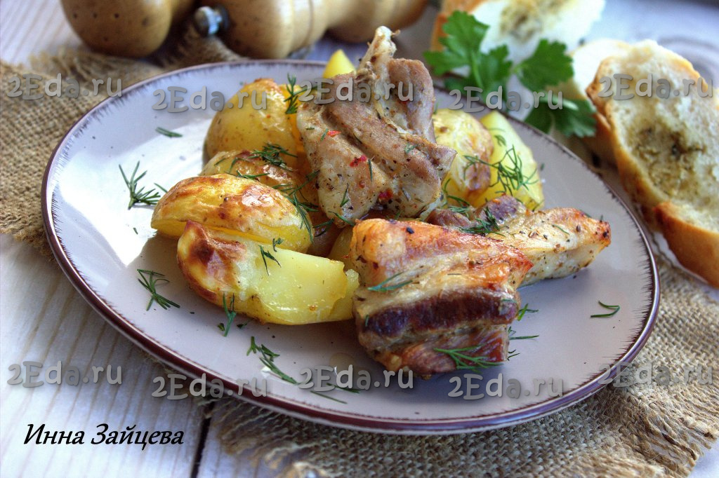 Картошка с грибами в духовке (в рукаве) — пошаговый рецепт с фото