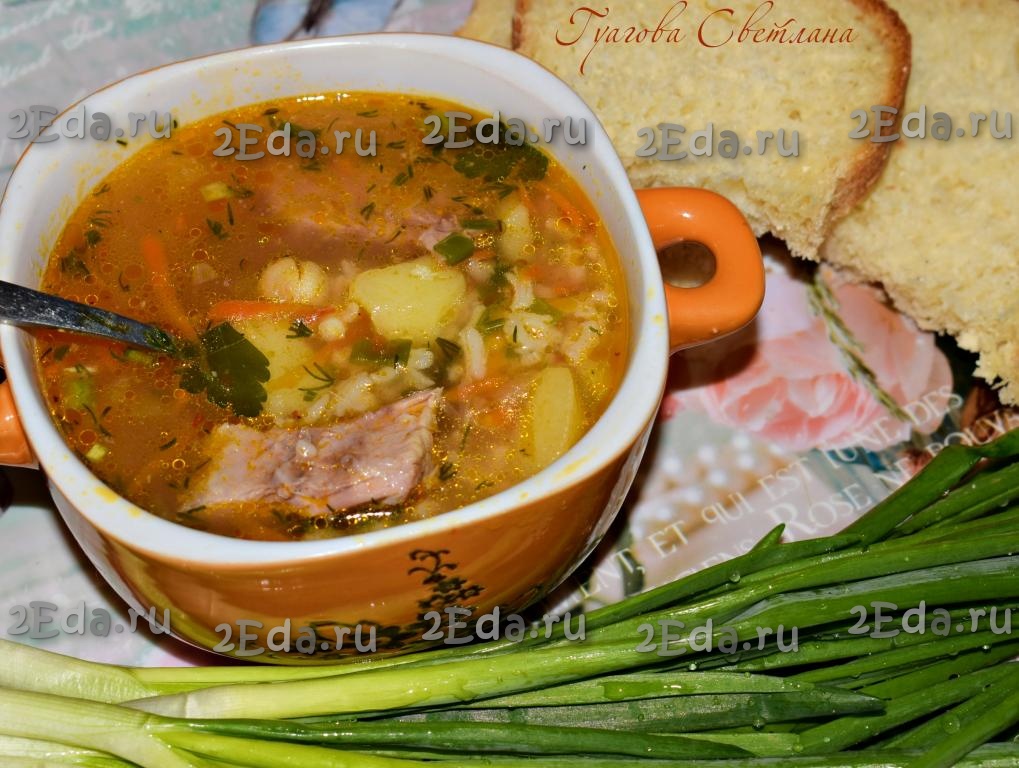 Суп с говядиной, картофелем и овощами