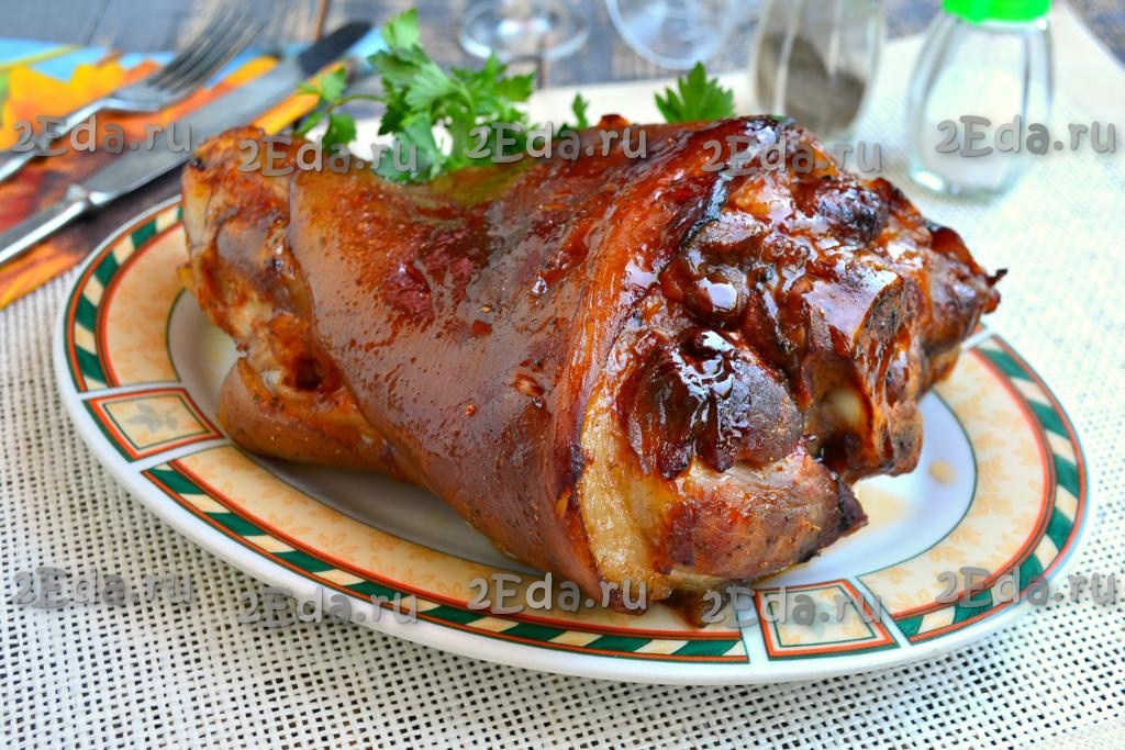 Блюда из свиной рульки рецепты с фото простые