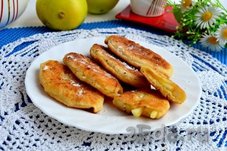 Жареные творожные пирожки с яблоками