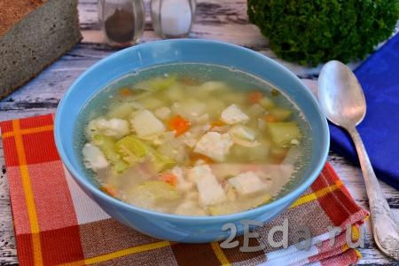 Овощной суп с цветной капустой и кабачком