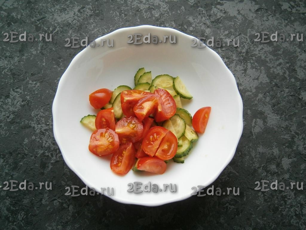 Салат из ветчины, помидора и сыра 🥗 - рецепт с фотографиями - Patee. Рецепты